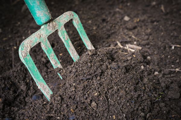 Cost of Topsoil Spreading in Arvada